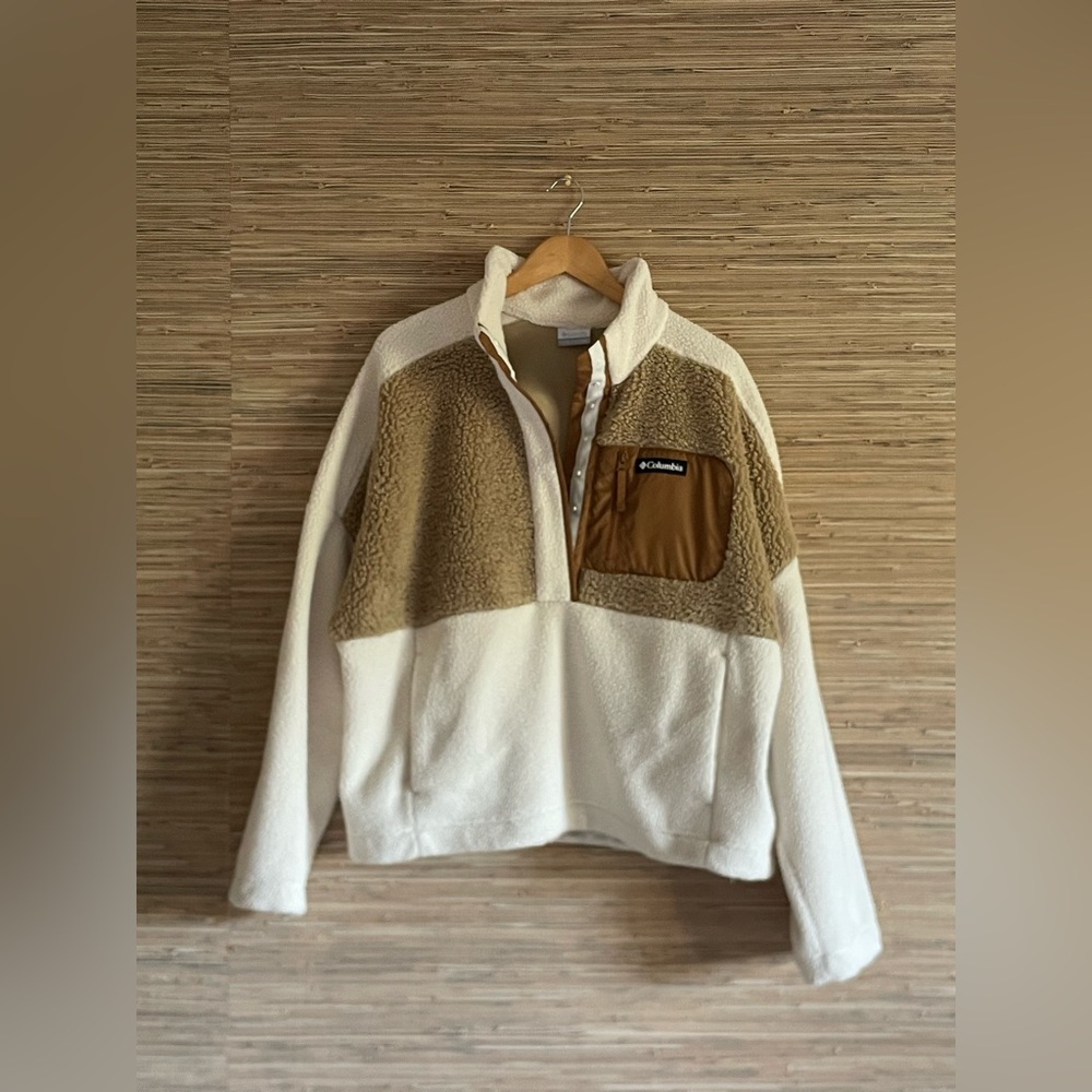 Columbia Women's Lodge Sherpa Pullover